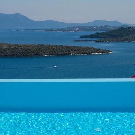 Villa Pasithea - Breathtaking Seaviews, Infinity Pool, Privacy, Close To The Beach ニドリ エクステリア 写真