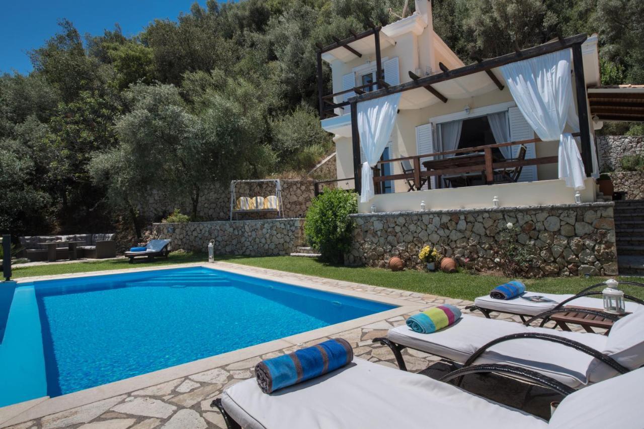 Villa Pasithea - Breathtaking Seaviews, Infinity Pool, Privacy, Close To The Beach ニドリ エクステリア 写真