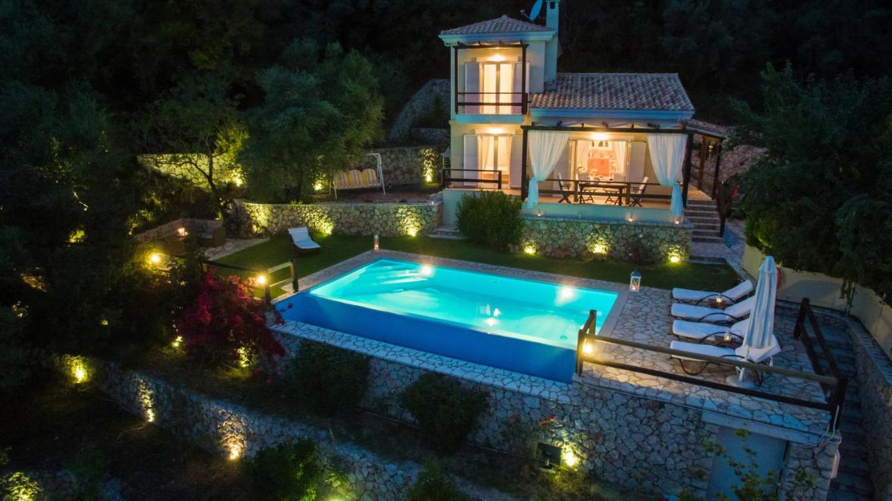 Villa Pasithea - Breathtaking Seaviews, Infinity Pool, Privacy, Close To The Beach ニドリ エクステリア 写真